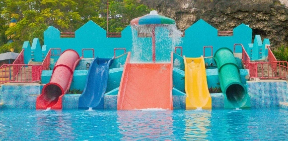 kids playing at Tiny Tots Island Wild Waters Mombasa